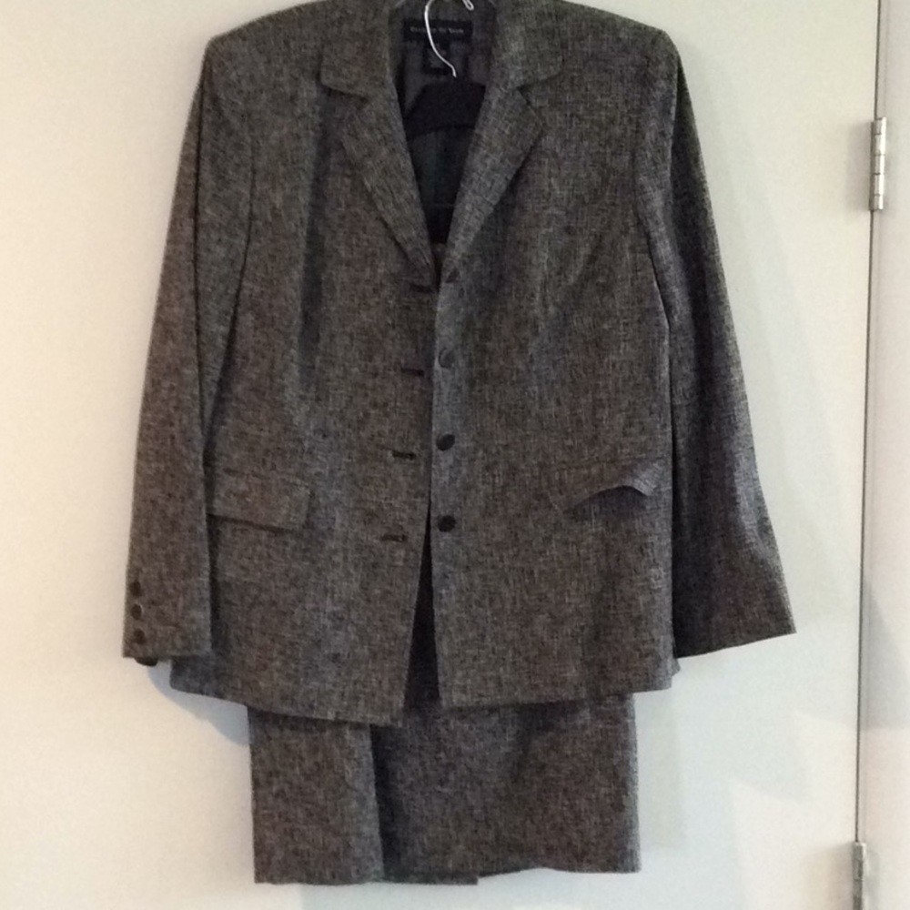 Suit